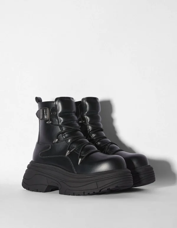 Shop Botas volumen detalle hebillas hombre HOMBRE Botines